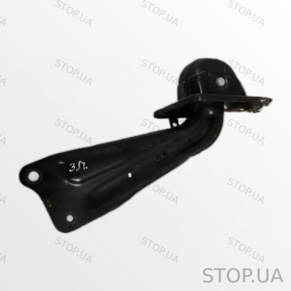 5QF505226C важель задней подвески нижний продольный правый Volkswagen Tigua