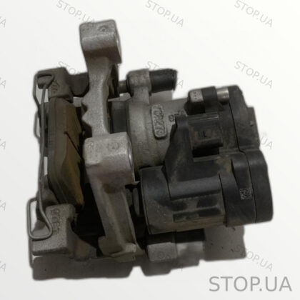 5QN615406 тормозной суппорт задний правый Суппорт тормозной задний правый V