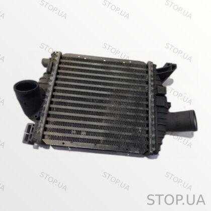 6385012901 радиатор интеркулера Радиатор интеркулера Mercedes Vito 638 Ради