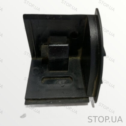 7026709 крепление шторки багажника Крепление шторки багажника BMW 5 E39 SKU