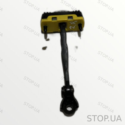 77990CV000 ограничитель двери задний правый Ограничитель двери задней право