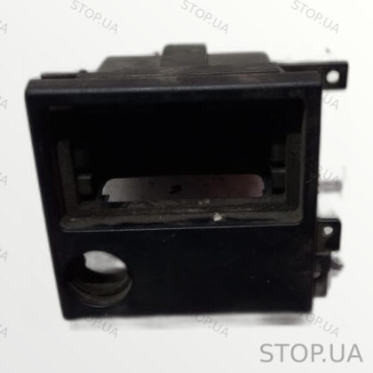 7D0857305B рамка пепельницы Рамка пепельницы Volkswagen Transporter T4 91-0