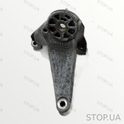 7L8199306F кронштейн опоры двигателя правый Кронштейн опоры двигателя правы