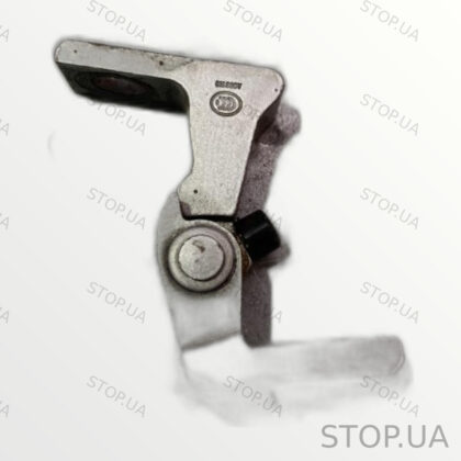 7N0831401A петля двери задней левой 7N0831401A Петля двери задней левой Vol