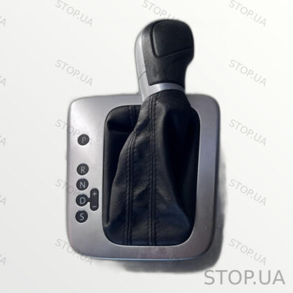 7N1713203A ручка селектора АКПП с рамкой Ручка селектора АКПП с рамкой Volk