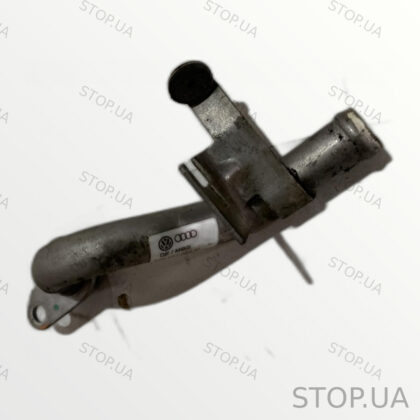 7P0121065M трубка системы охлаждения Трубка системы охлаждения Volkswagen T