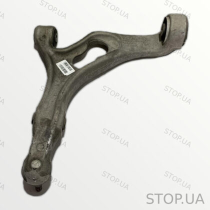 7P0407151E нижний рычаг подвески левый Важель нижний левый Audi Q7 3.0 TFSI