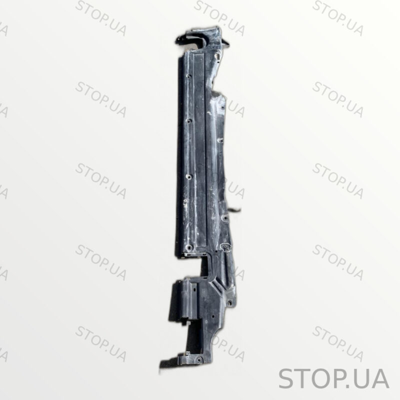 7P0825202C защита днища правая сторона Защита днища правая сторона Volkswag