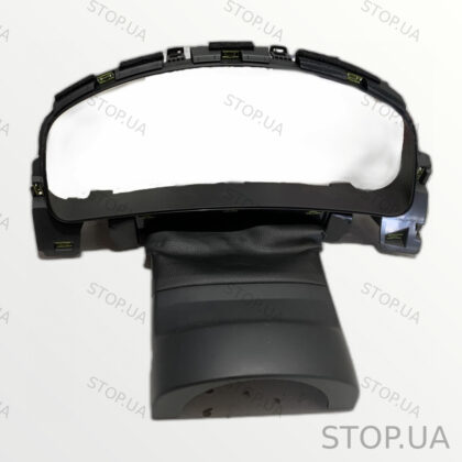 7P1857053 накладка панели приборов Накладка панели приборов Volkswagen Toua