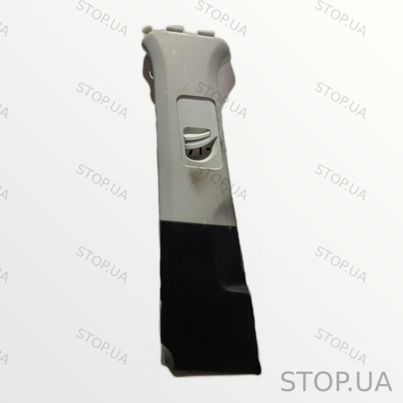 7P6867239AJ обшивка центральной стойки левая 7P6867239AJ Обшивка центрально