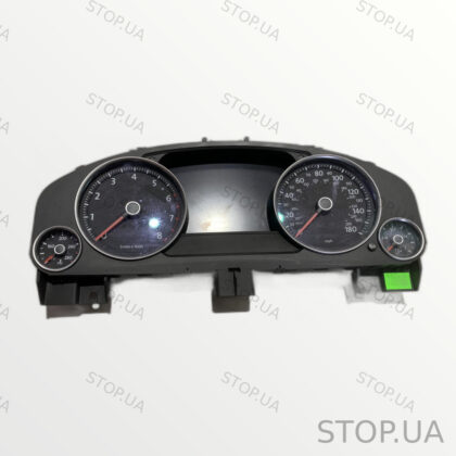 7P6920982K щиток приборов Щиток приборов Volkswagen Touareg 10-18 7P6920982
