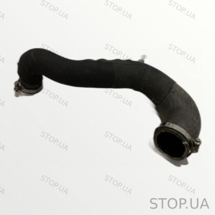 80A145738A патрубок интеркулера правый Патрубок интеркулера правый Audi Q5