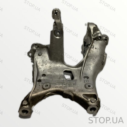 80A399295 кронштейн подушки двигателя Кронштейн подушки двигателя Audi Q5 8