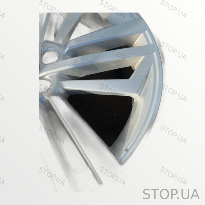 80A601025AE литые диски Диски литые R20 (5x112 8.0Jx20H2) с шинами Audi Q5 — изображение 7
