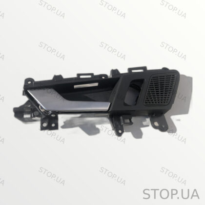 80A839019 ручка внутренняя задняя левая Ручка внутренняя задняя левая Audi