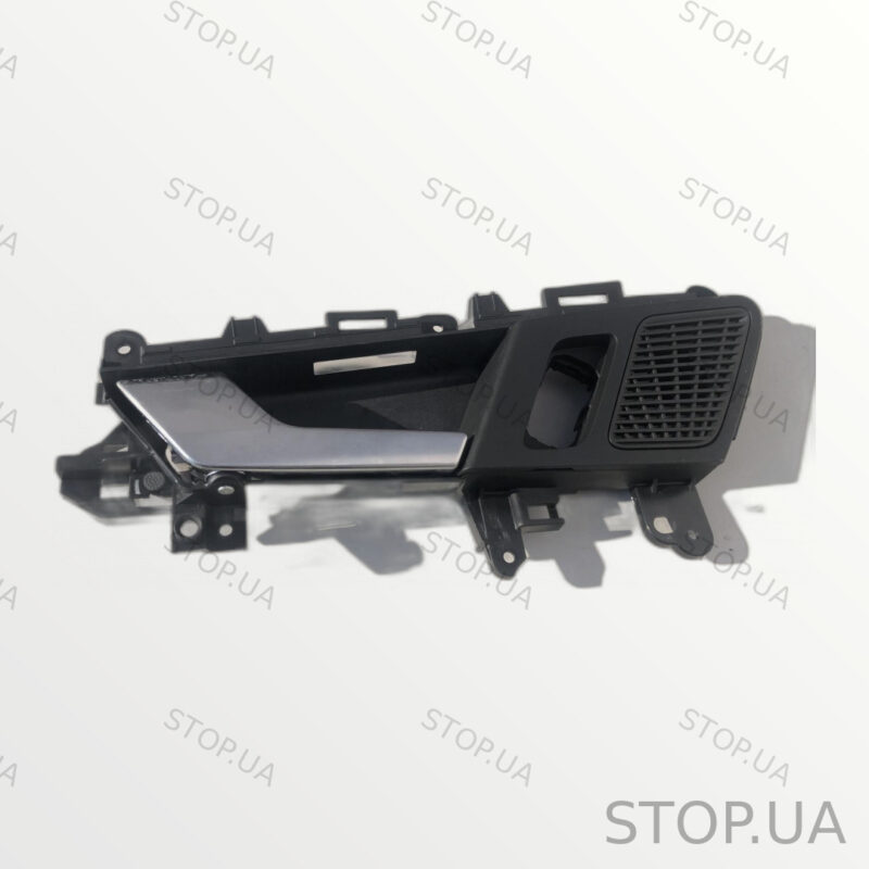 80A839019 ручка внутренняя задняя левая Ручка внутренняя задняя левая Audi