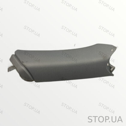 80A867287B накладка задней левой стойки Накладка задней левой стойки Audi Q