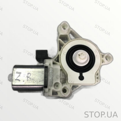 80A959881 моторчик стеклоподъемника задний правый Моторчик стеклоподъемника