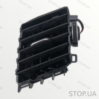 80B820901 дефлектор передней панели левый Дефлектор передней панели в сборе