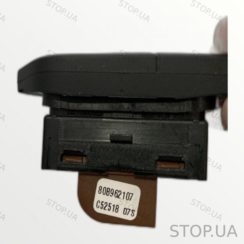80B962107 кнопка центрального замка Кнопка центрального замка Audi Q5 80A 1 — изображение 2