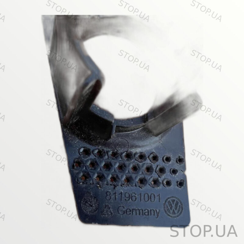 811961001 Кронштейн парктроника Volkswagen ID.4 (2019–2023) — изображение 2