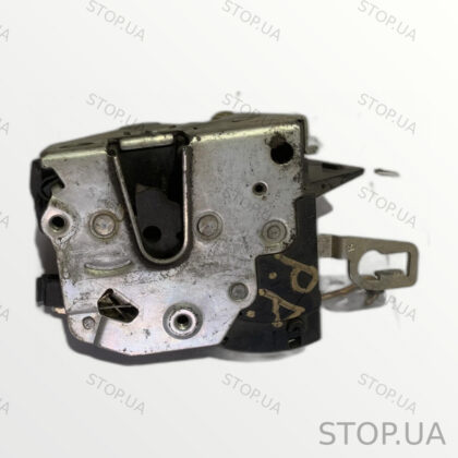 8122418 замок двери Замок двери передней правой BMW E36 седан SKU 8122418 З