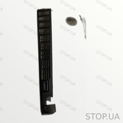 8185228 решетка обдува багажника правая Решетка обдува багажника правая уни