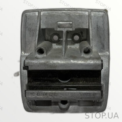 8217304 защита крепления шторки Защита крепления шторки BMW 5 E39 SKU 82173