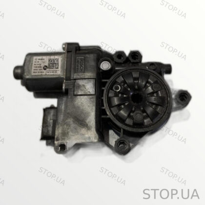 82450GI010 моторчик стеклоподъемника передней левой двери Моторчик стеклопо