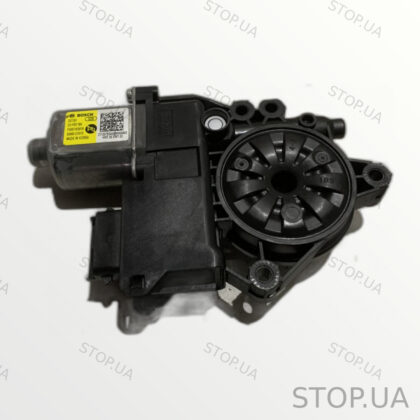 82460CV010 моторчик стеклоподъемника передней правой двери Моторчик стеклоп