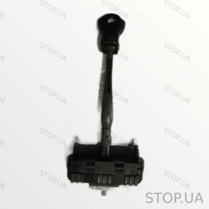 82732AT000 ограничитель двери задний правый Ограничитель двери задней право