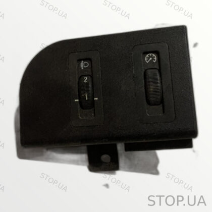 8353004 накладка переключателя света Накладка переключателя света BMW E36 S