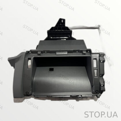 84540 Рамка бардачка Kia Ev9 (2023–2024)