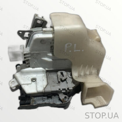 8J1837015F замок передней левой двери Замок передней левой двери Audi Q7 4M