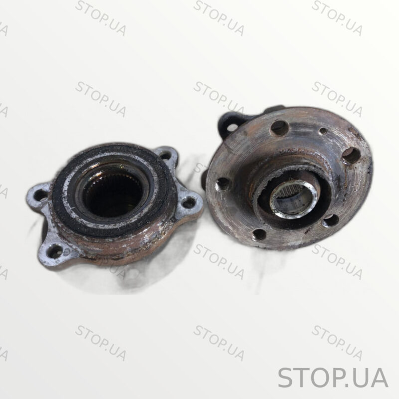 8K0407615B ступица заднего колеса 8K0407615B Ступица задняя Audi Q5 12-16 С
