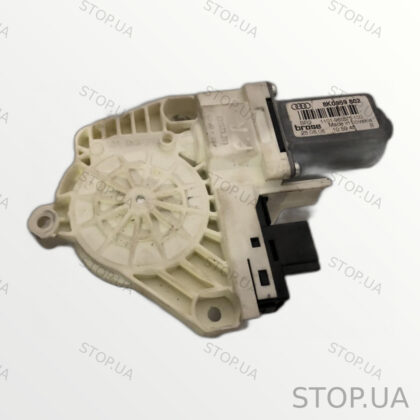 8K0959802 моторчик стеклоподъемника Моторчик стеклоподъемника передний прав