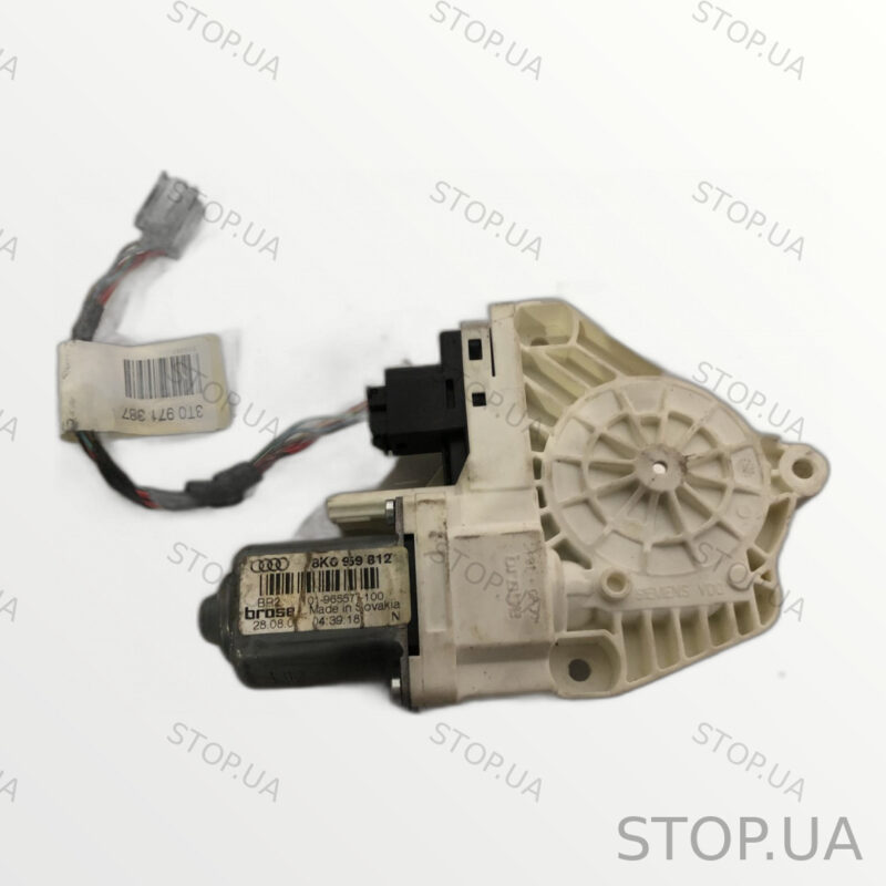8K0959812 моторчик стеклоподъемника 8K0959812 Моторчик стеклоподъемника зад