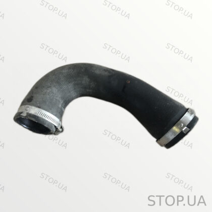 8R0145709H патрубок интеркулера Патрубок интеркулера Audi Q5 12-16 2.0 TFSI