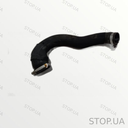 8R0145738R патрубок интеркулера Патрубок интеркулера Audi Q5 12-16 SKU 8R01