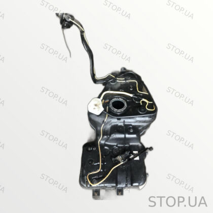 8R0201021 топливный бак 8R0201021 Топливный бак Audi Q5 12-16 2.0 TFSI Бак