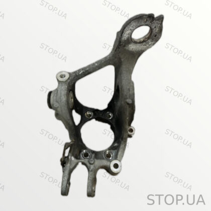 8R0505432F цапфа задняя правая Цапфа задняя правая Audi Q5 12-16, артикул 8