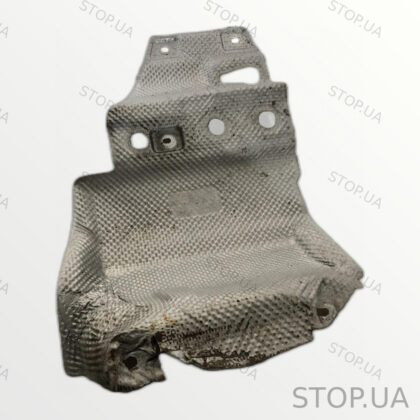 8R0804171 защита днища кузова задняя левая Защита днища кузова задняя левая