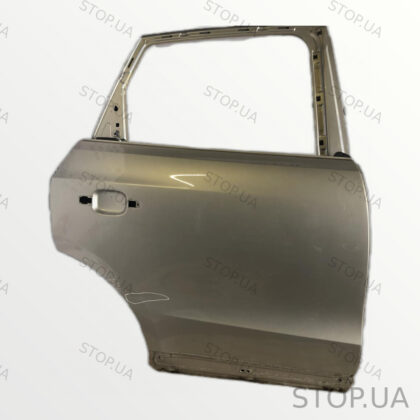8R0833052B дверь задняя правая Дверь задняя правая Audi Q5 12-16, дефект на