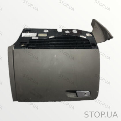 8R1857035H бардачок Бардачок Audi Q5 2012-2016, артикул 8R1857035H Бардачок