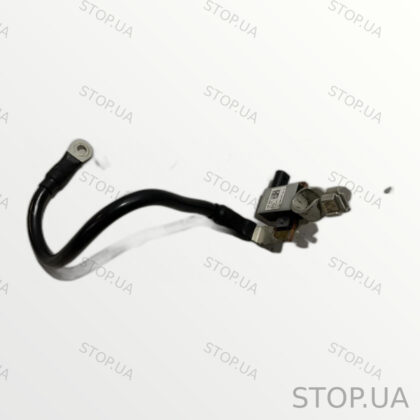 8S0915181C клемма минусовая Клемма минусовая Audi Q5 80A 2017-2021 8S091518