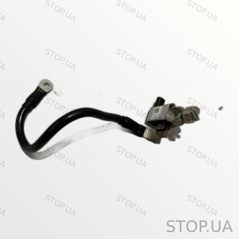 8S0915181C клемма минусовая Клемма минусовая Audi Q5 80A 2017-2021 8S091518