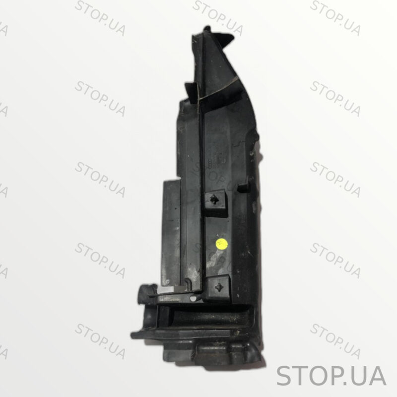 8U0821170 ущельнитель капота правый 8U0821170 Уплотнитель капота правый Aud