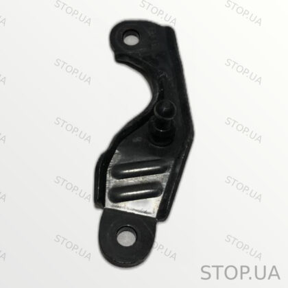 8U0827603 кронштейн крышки багажника левый 8U0827603 Кронштейн крышки багаж