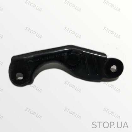 8U0827604 кронштейн крышки багажника правый Кронштейн крышки багажника прав