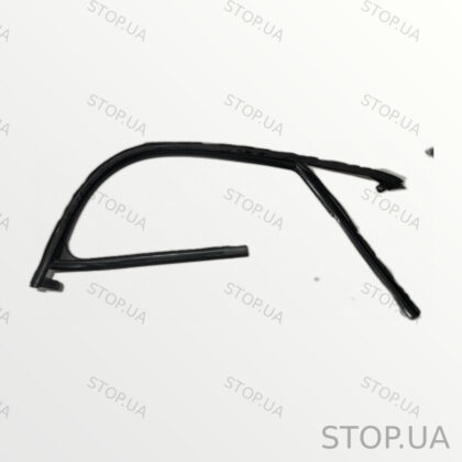 8U0837440 ущельнитель переднего правого стекла Уплотнитель переднего правог